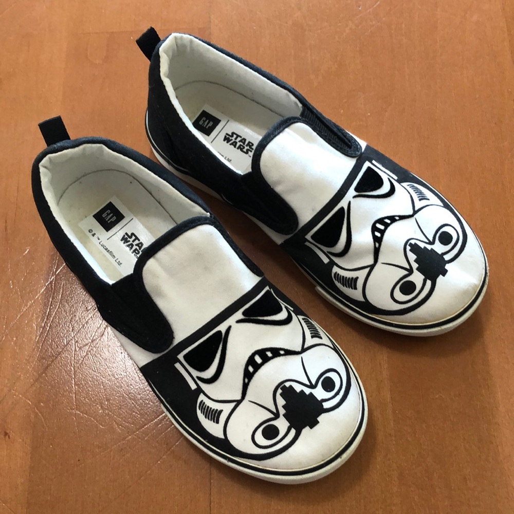 Gap Star Wars Stormtrooper slip on shoes youth size 1